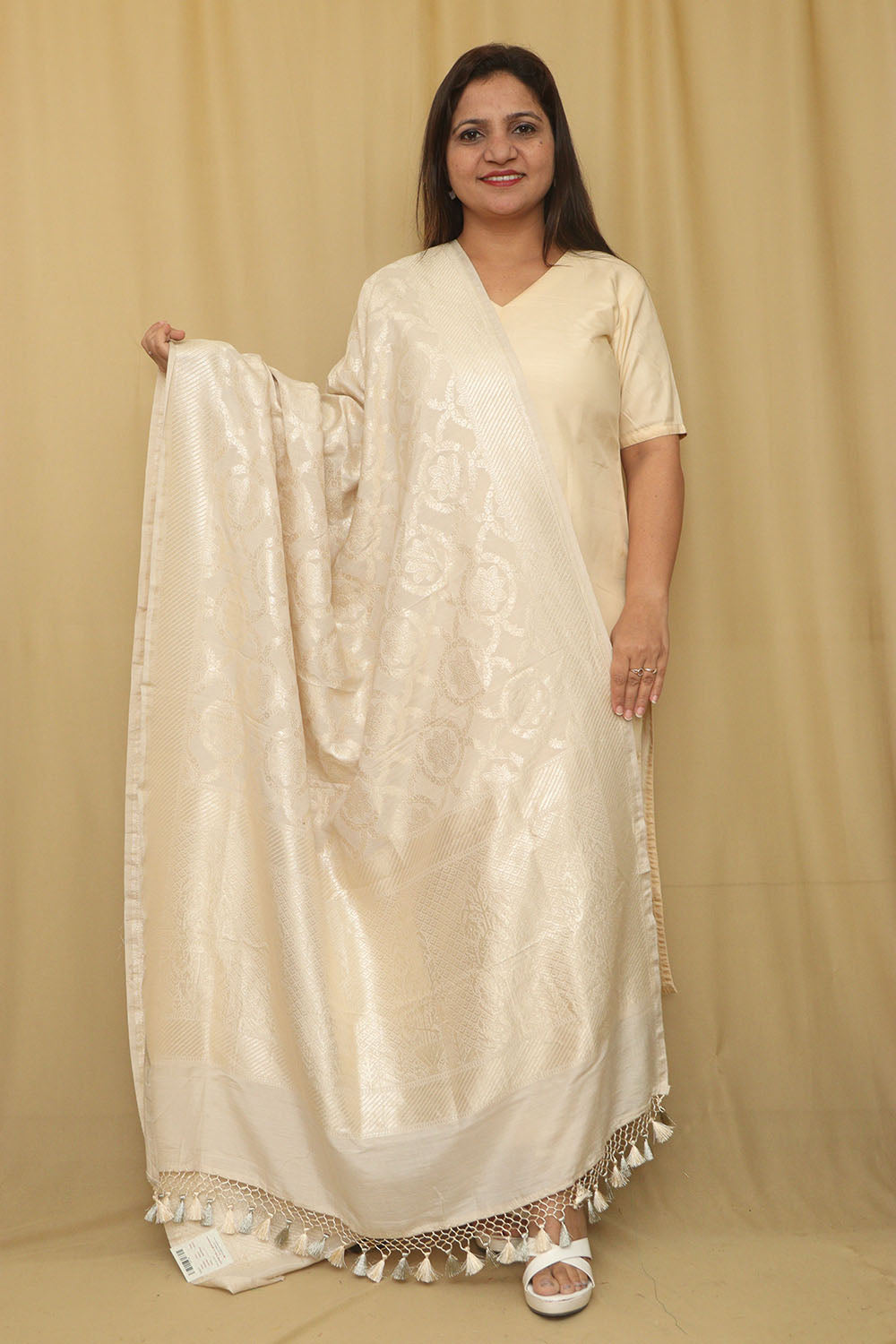 Dyeable Banarasi Handloom Pure Moonga Silk Dupatta - Luxurion World