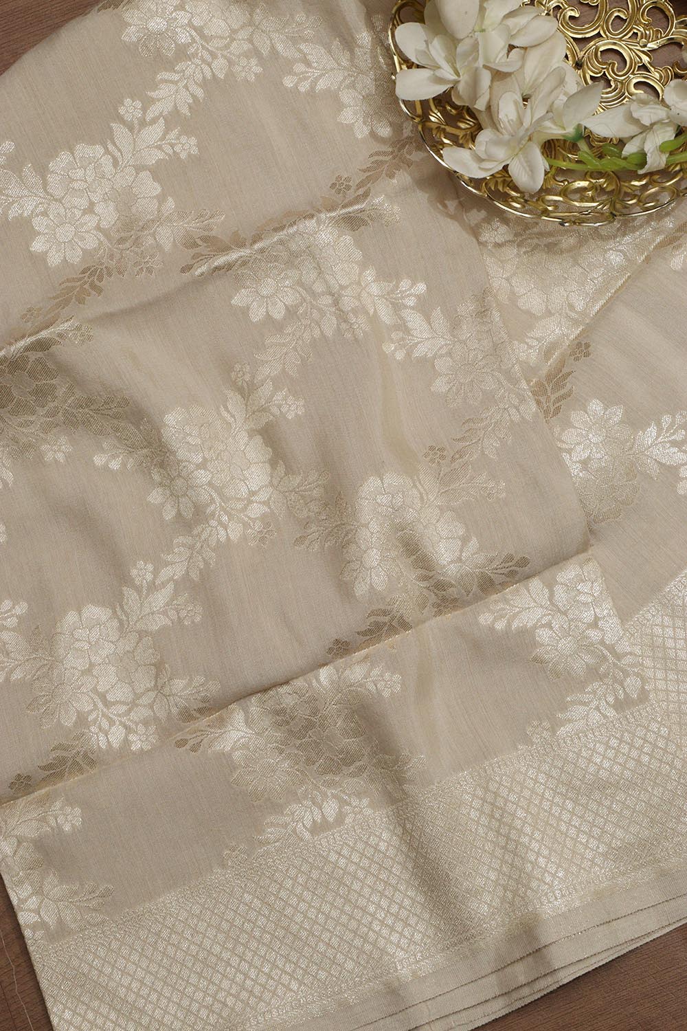 Vibrant Dyeable Banarasi Handloom Pure Moonga Silk Dupatta - Luxurion World