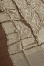 Vibrant Dyeable Banarasi Handloom Pure Moonga Silk Dupatta - Luxurion World