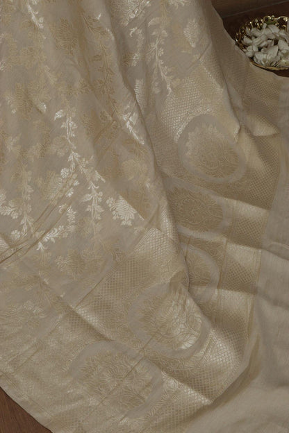 Vibrant Dyeable Banarasi Handloom Pure Moonga Silk Dupatta - Luxurion World