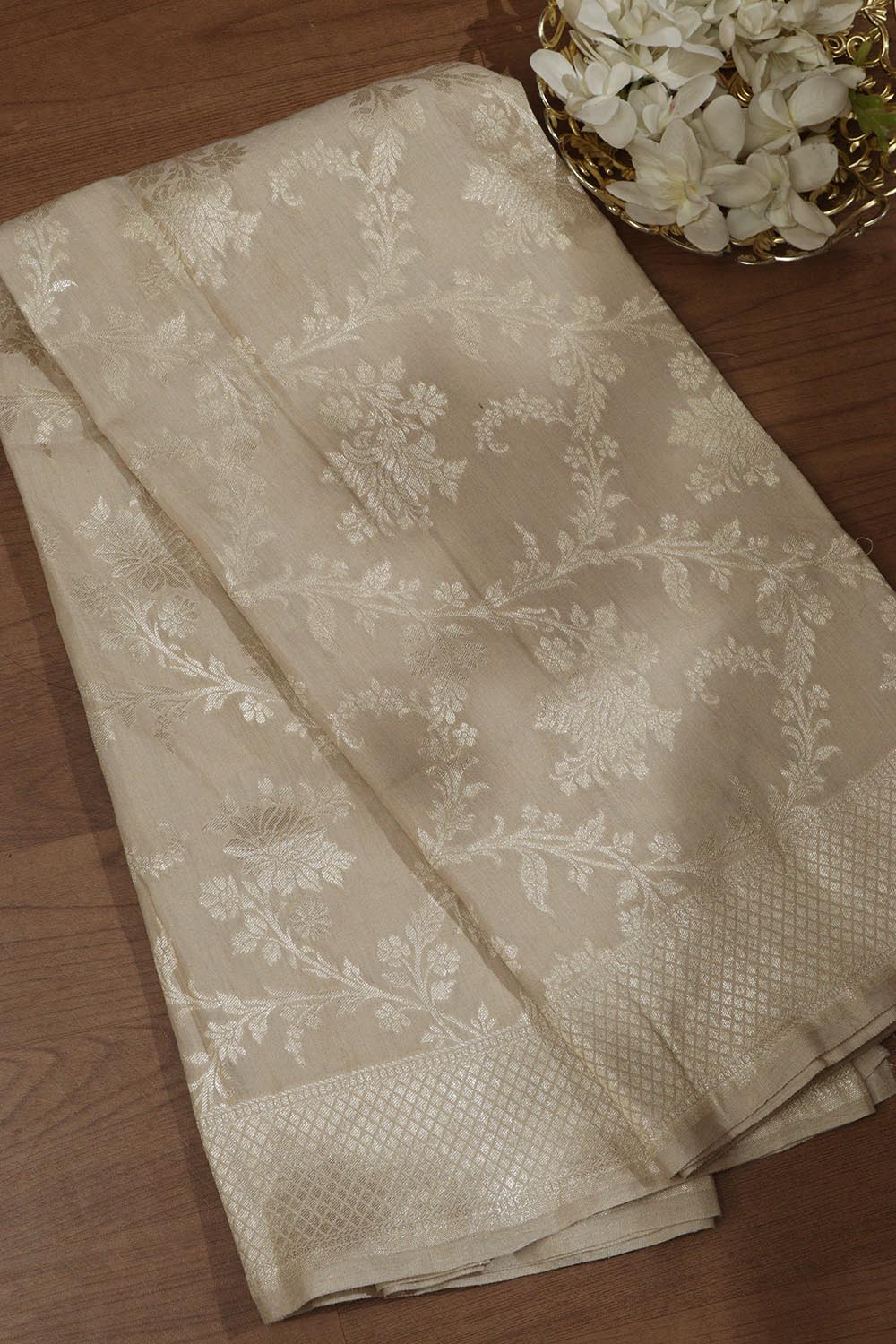 Vibrant Dyeable Banarasi Handloom Pure Moonga Silk Dupatta - Luxurion World