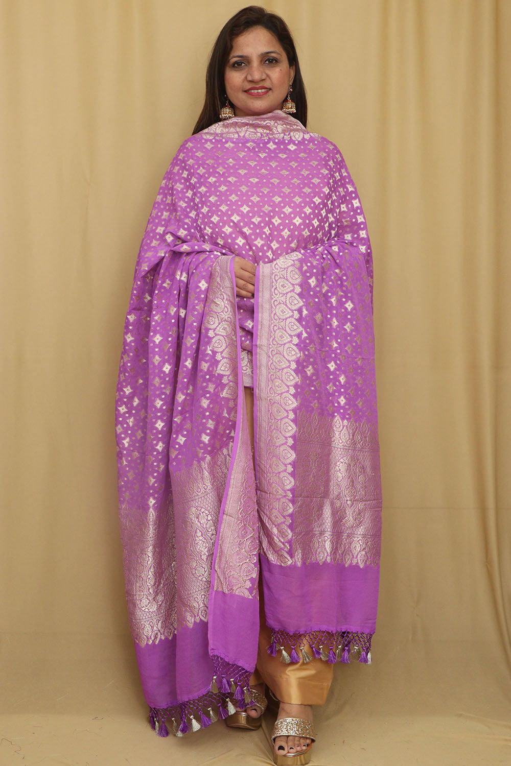 Exquisite Purple Banarasi Handloom Pure Georgette Dupatta - Luxurion World