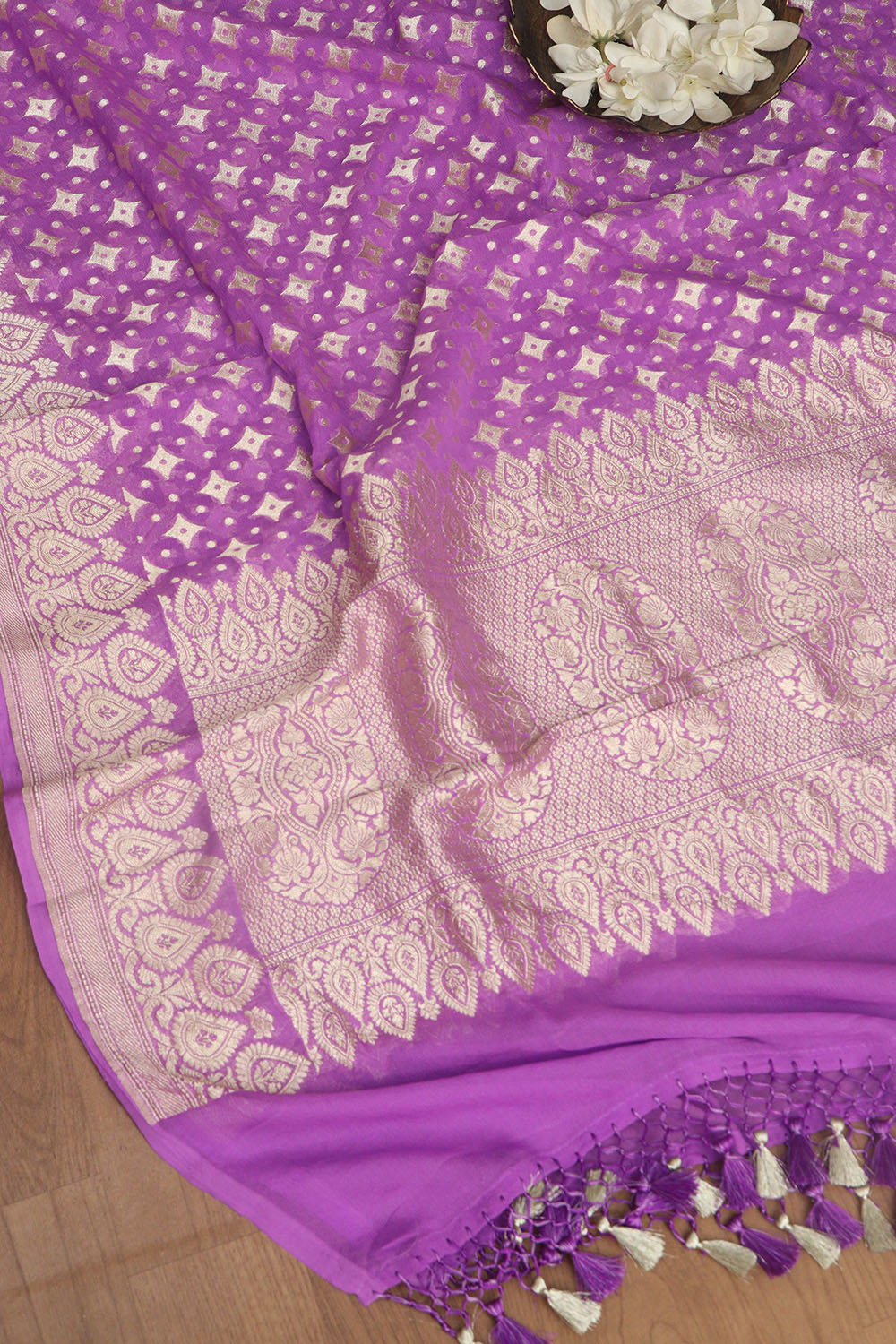 Exquisite Purple Banarasi Handloom Pure Georgette Dupatta - Luxurion World