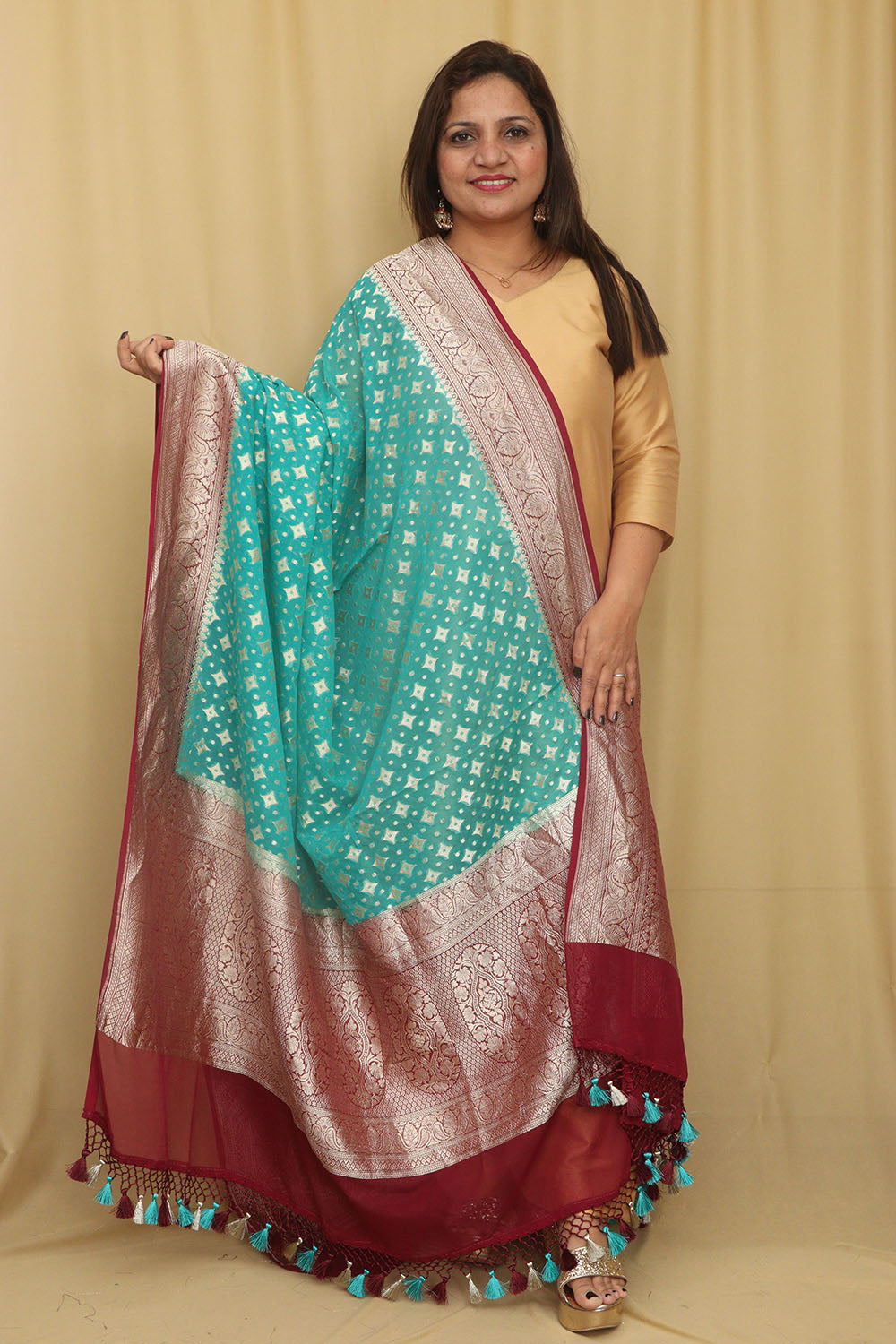 Exquisite Blue Banarasi Handloom Pure Georgette Dupatta - Luxurion World- Crafted Heirlooms