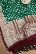 Exquisite Green Banarasi Handloom Pure Georgette Dupatta - Luxurion World- Crafted Heirlooms