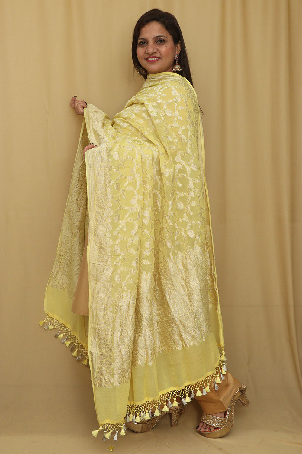 Yellow Banarasi Handloom Pure Georgette Dupatta - Luxurion World- Crafted Heirlooms