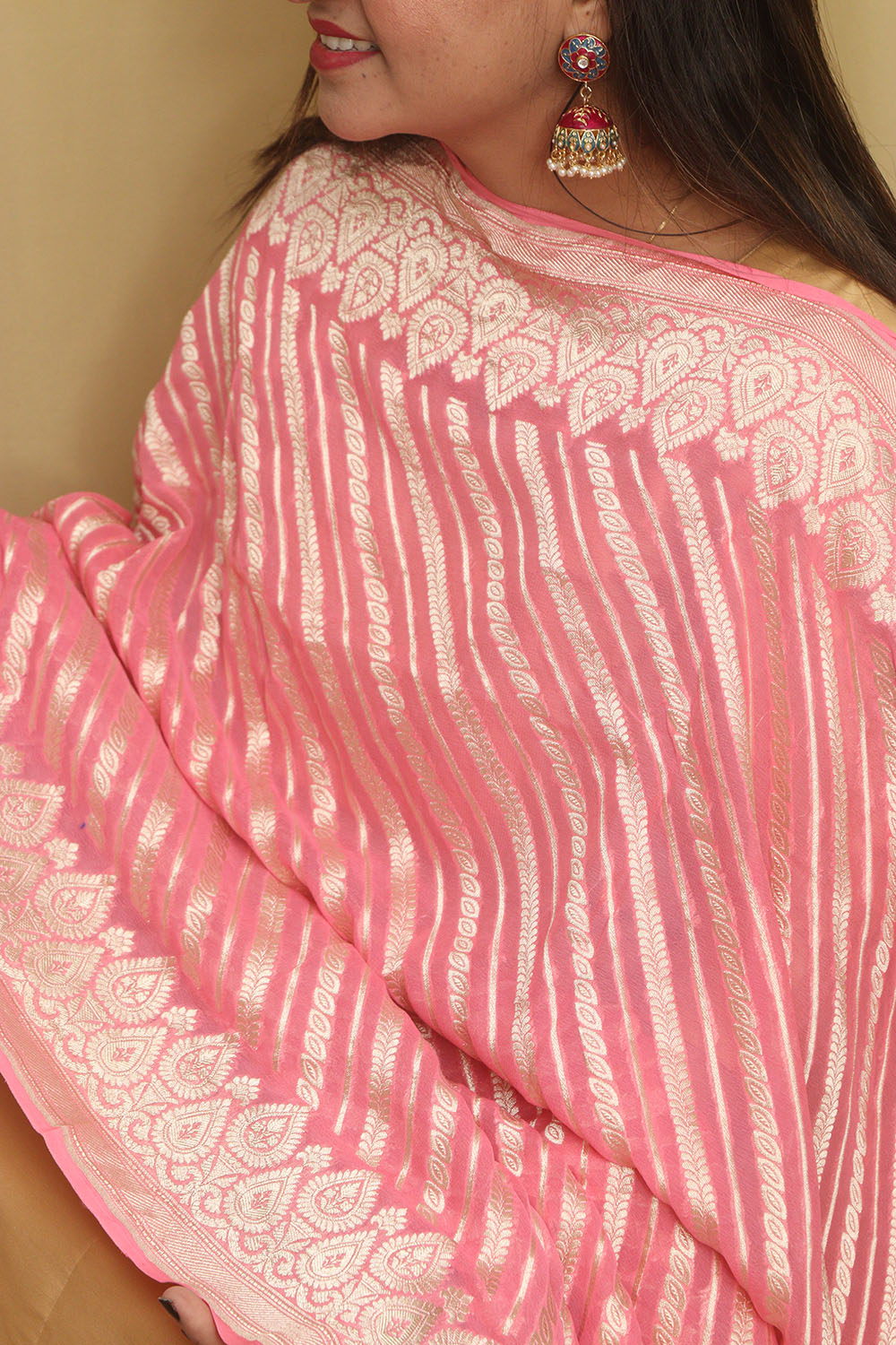 Exquisite Pink Banarasi Handloom Pure Georgette Dupatta - Luxurion World- Crafted Heirlooms
