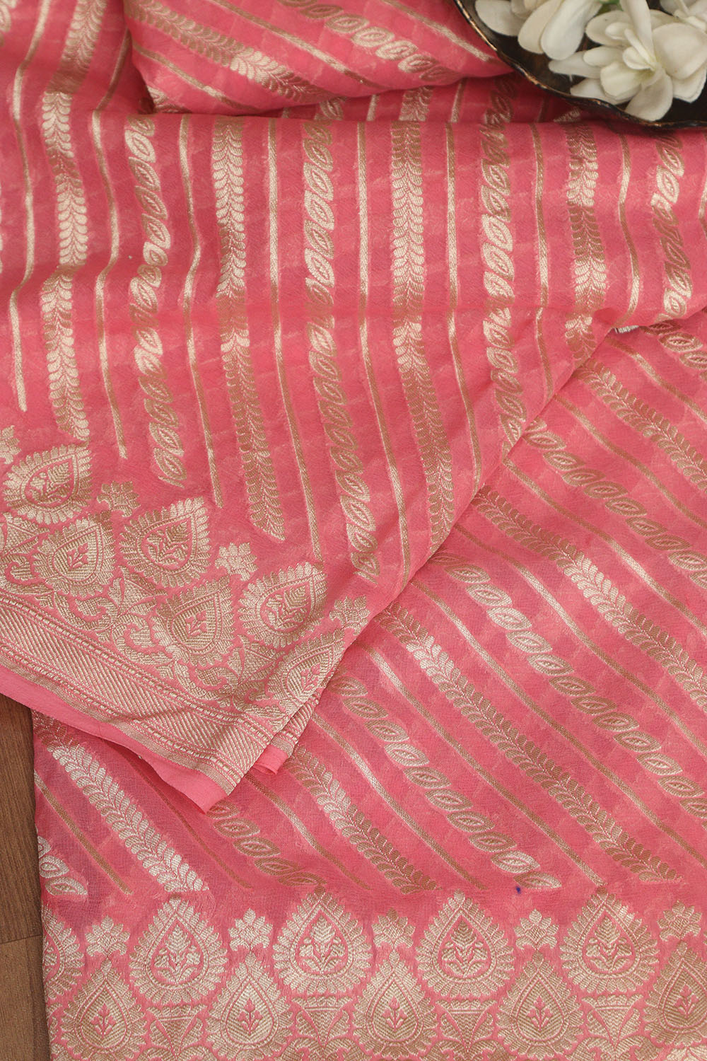 Exquisite Pink Banarasi Handloom Pure Georgette Dupatta - Luxurion World- Crafted Heirlooms
