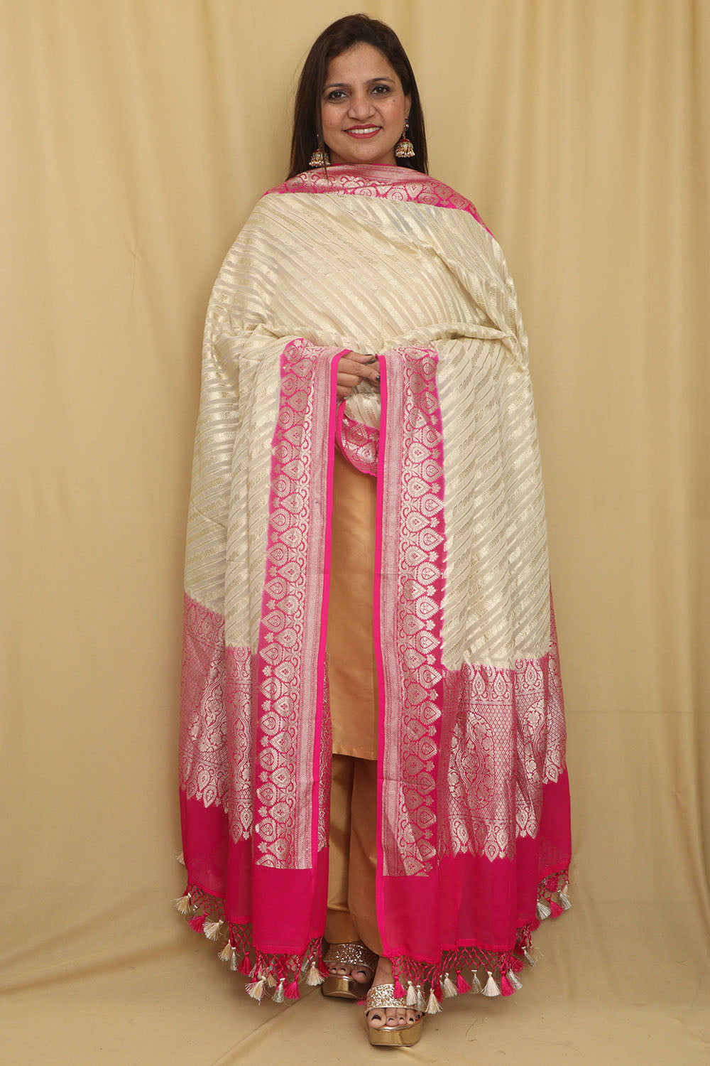 Pastel Banarasi Handloom Pure Georgette Dupatta - Luxurion World