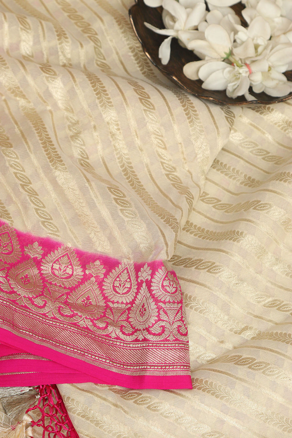 Pastel Banarasi Handloom Pure Georgette Dupatta - Luxurion World- Crafted Heirlooms