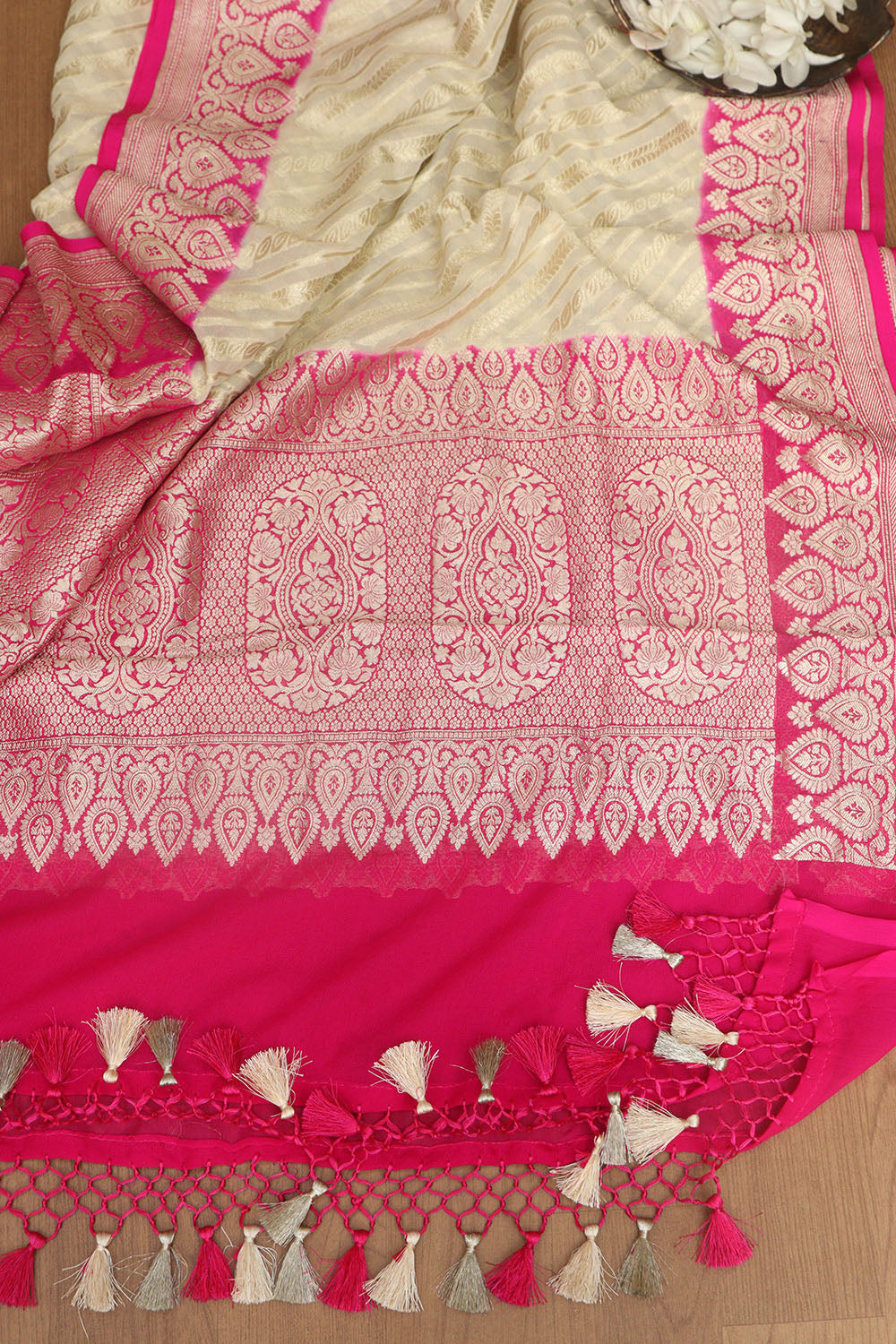 Pastel Banarasi Handloom Pure Georgette Dupatta - Luxurion World- Crafted Heirlooms
