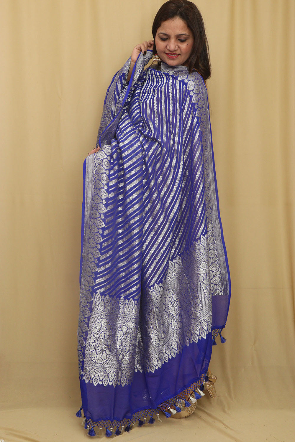Exquisite Blue Banarasi Handloom Pure Georgette Dupatta - Luxurion World