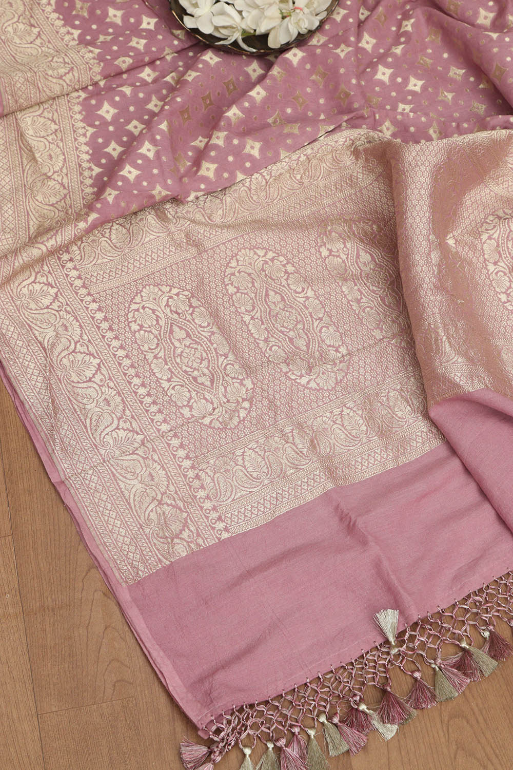Exquisite Purple Banarasi Handloom Pure Moonga Silk Dupatta - Luxurion World- Crafted Heirlooms