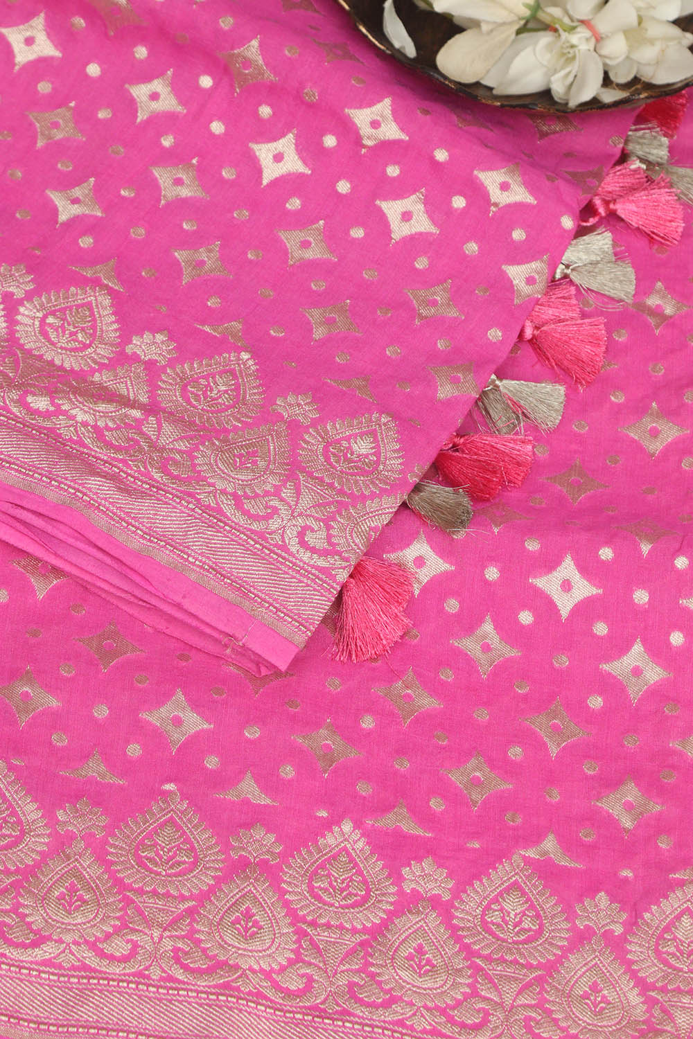 Exquisite Pink Banarasi Handloom Pure Moonga Silk Dupatta - Luxurion World- Crafted Heirlooms