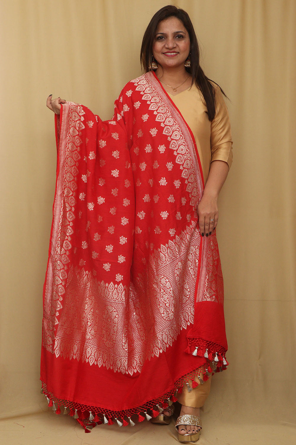 Exquisite Red Banarasi Handloom Pure Moonga Silk Dupatta - Luxurion World