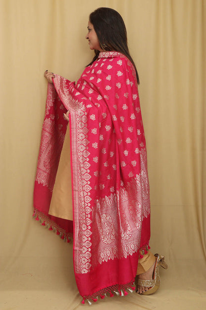 Exquisite Pink Banarasi Handloom Pure Moonga Silk Dupatta - Luxurion World