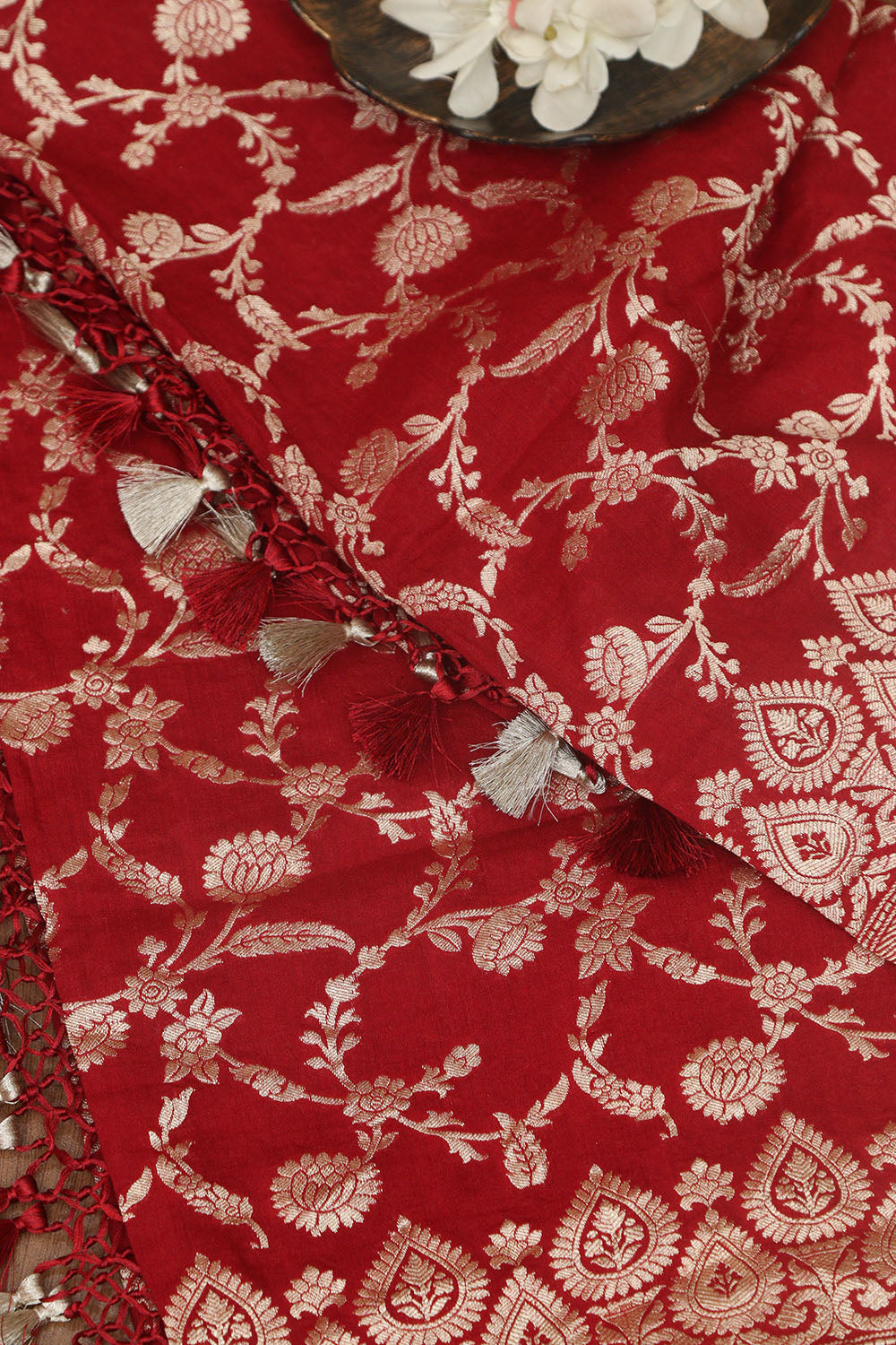Exquisite Red Banarasi Handloom Pure Moonga Silk Dupatta - Luxurion World- Crafted Heirlooms