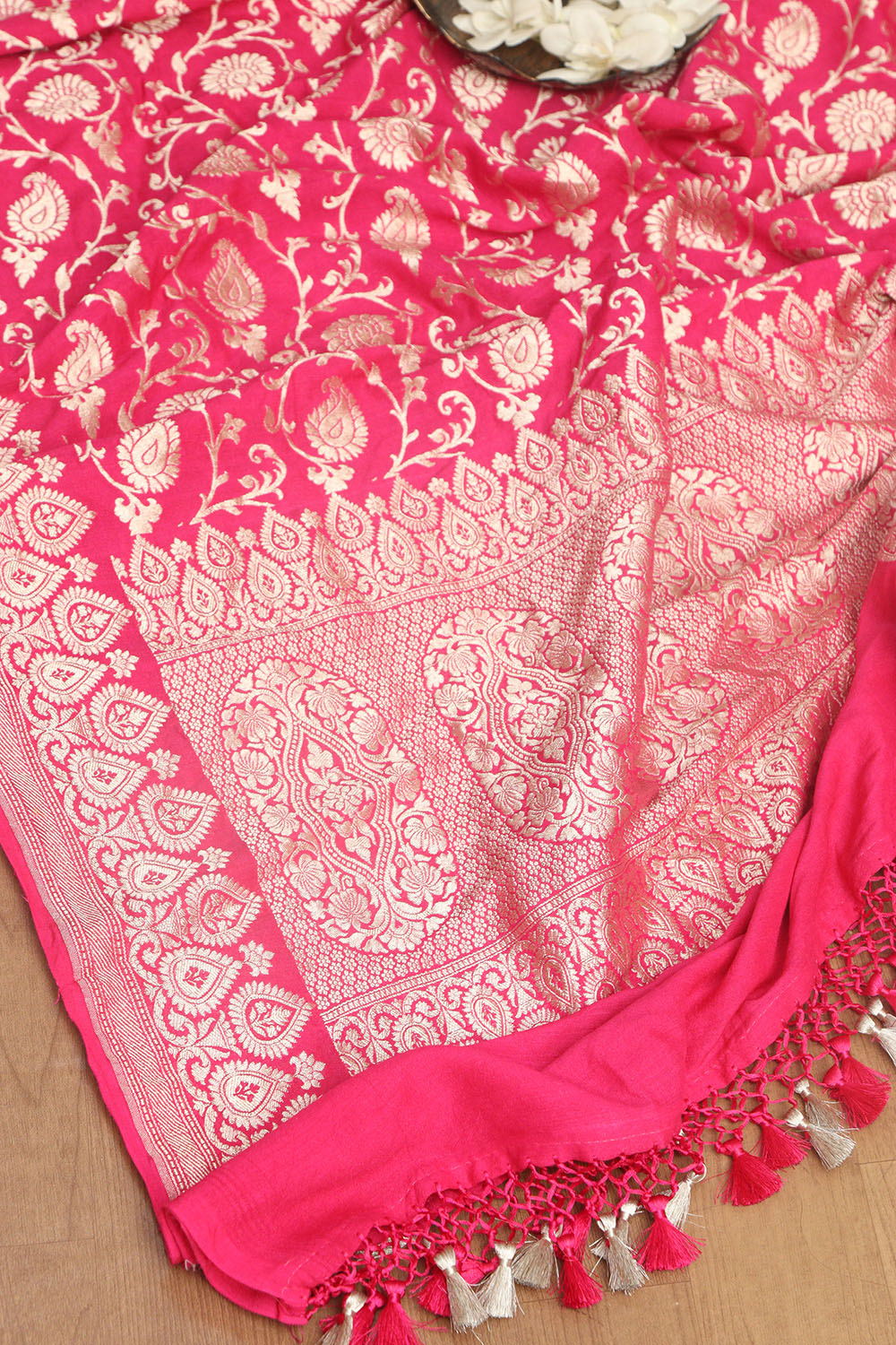 Exquisite Pink Banarasi Handloom Pure Moonga Silk Dupatta - Luxurion World