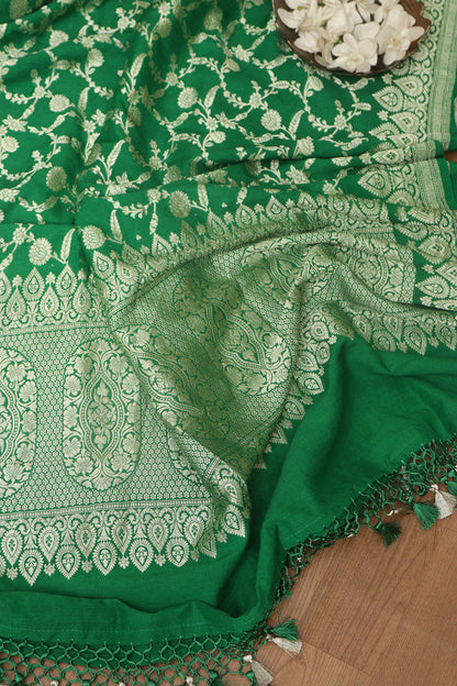 Green Banarasi Handloom Pure Moonga Silk Dupatta - Luxurion World