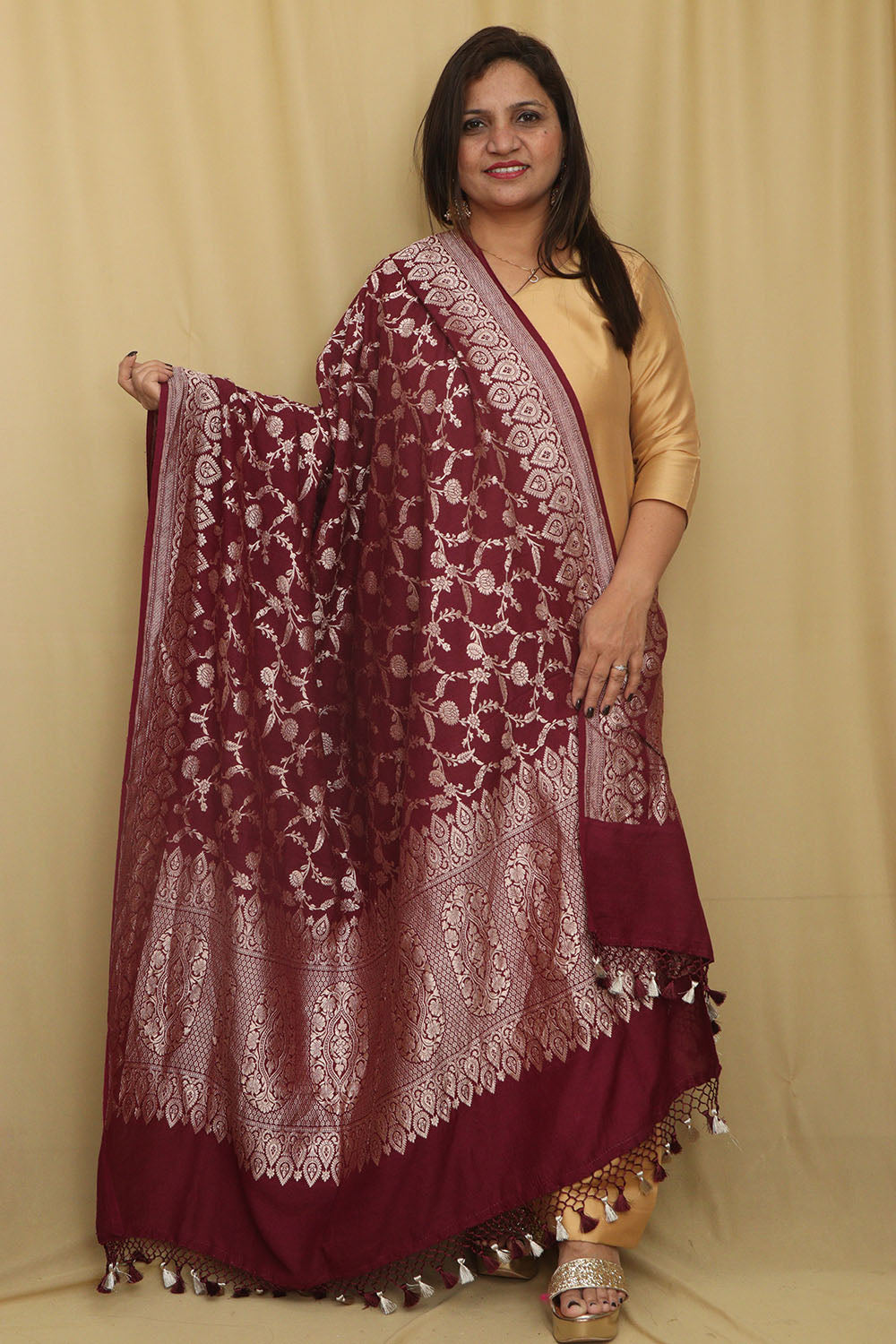 Elegance Maroon Banarasi Handloom Pure Moonga Silk Dupatta - Luxurion World- Crafted Heirlooms