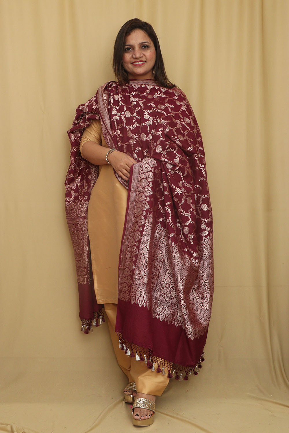 Elegance Maroon Banarasi Handloom Pure Moonga Silk Dupatta - Luxurion World- Crafted Heirlooms