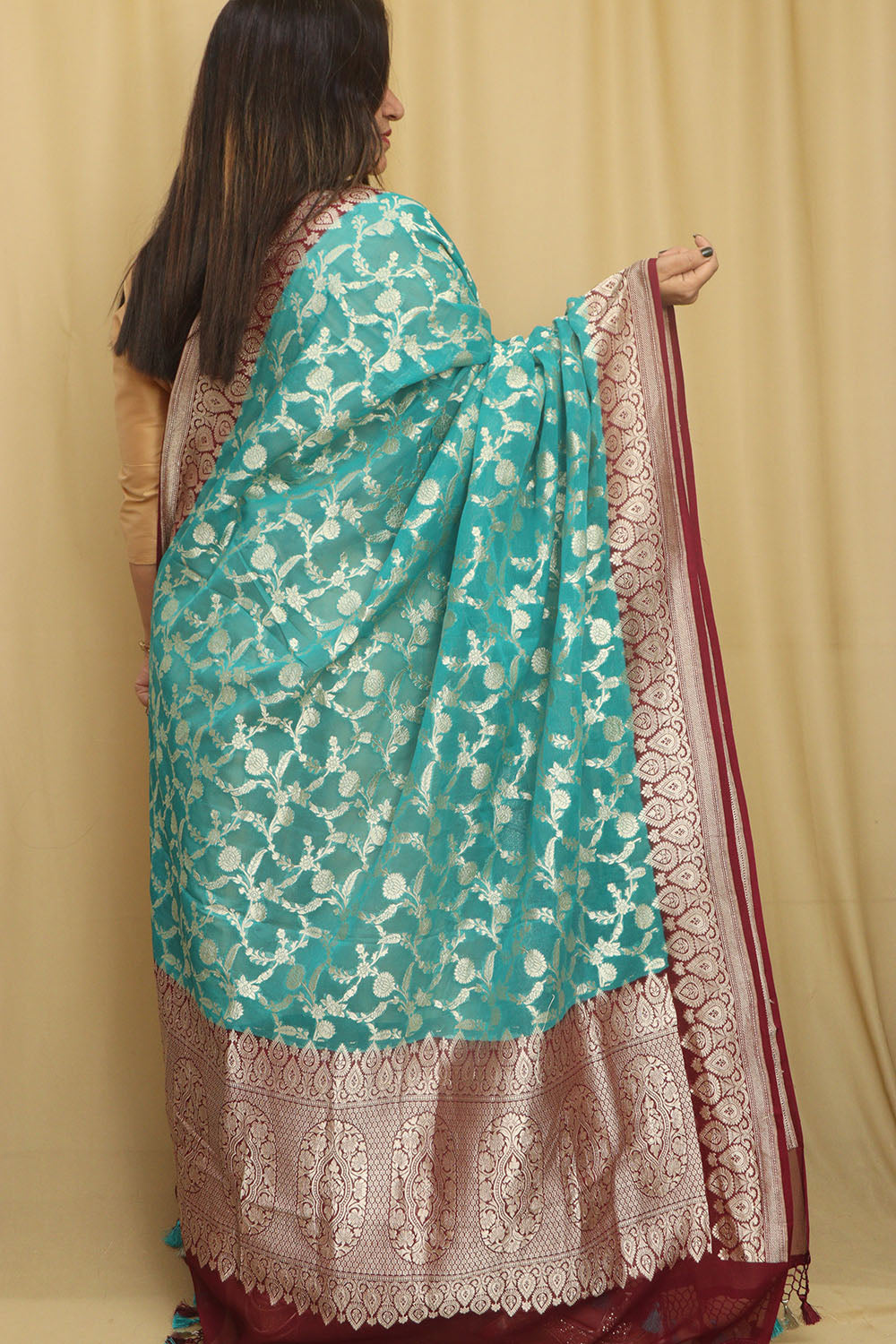 Exquisite Blue Banarasi Handloom Pure Georgette Dupatta - Luxurion World- Crafted Heirlooms