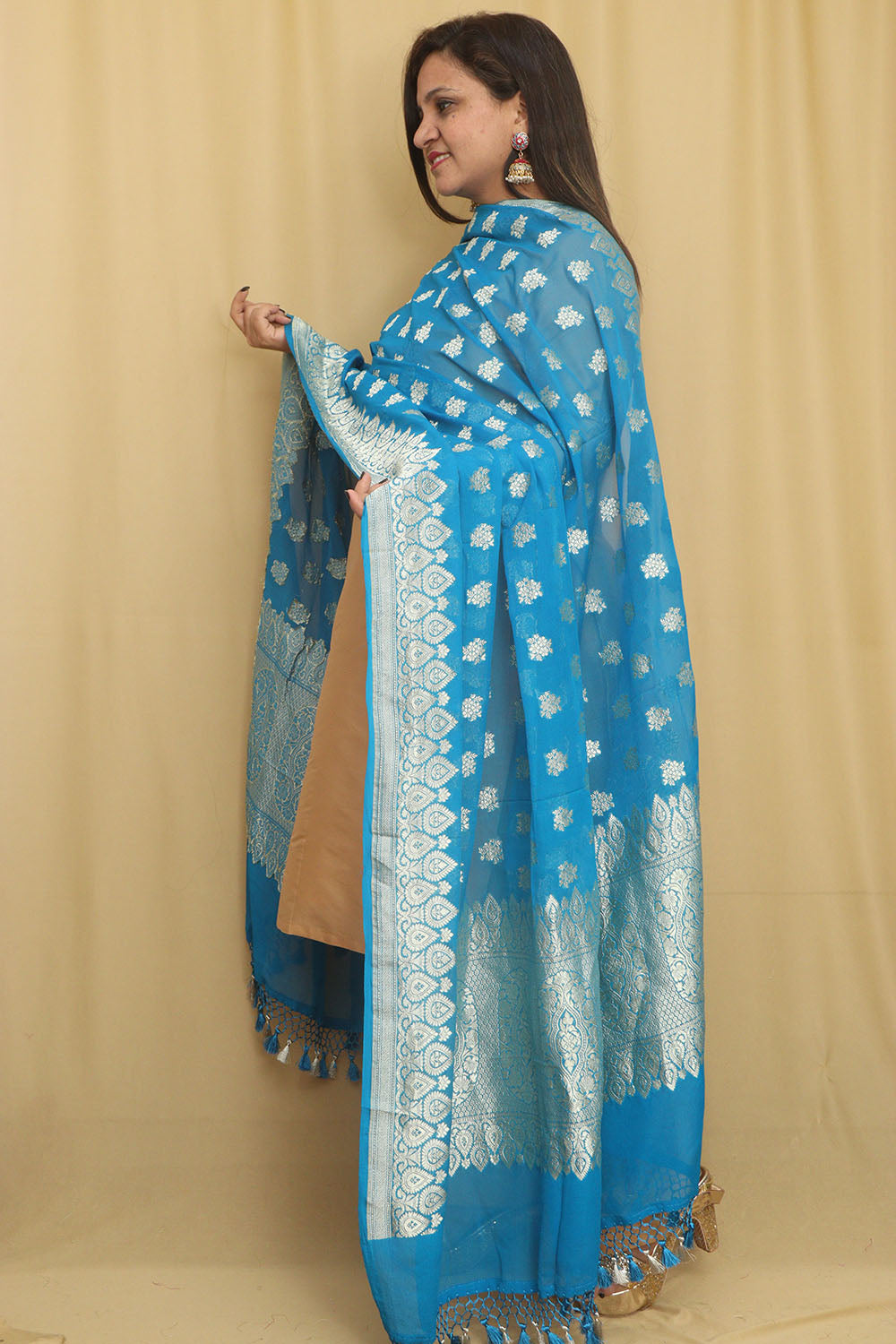 Exquisite Blue Banarasi Handloom Pure Georgette Dupatta - Luxurion World- Crafted Heirlooms