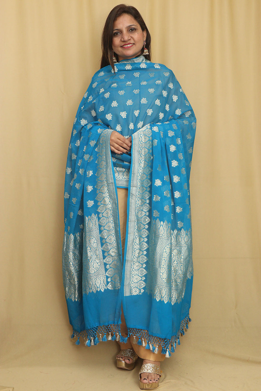 Exquisite Blue Banarasi Handloom Pure Georgette Dupatta - Luxurion World- Crafted Heirlooms