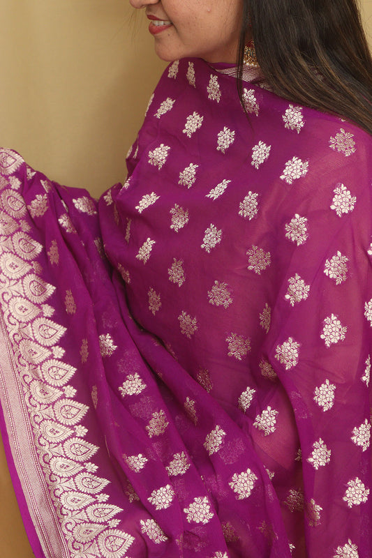 Exquisite Purple Banarasi Handloom Pure Georgette Dupatta - Luxurion World