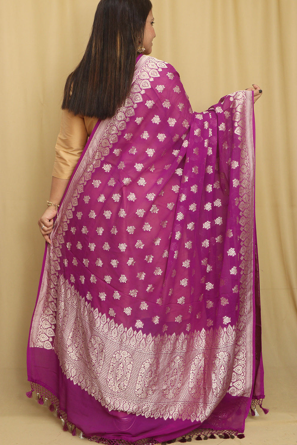 Exquisite Purple Banarasi Handloom Pure Georgette Dupatta - Luxurion World