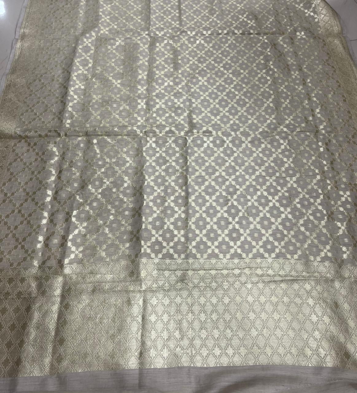 Dyeable Banarasi Handloom Pure Moonga Silk Dupatta - Luxurion World- Crafted Heirlooms