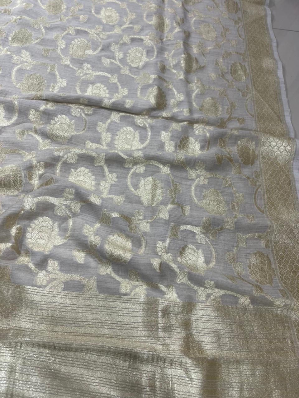 Dyeable Banarasi Handloom Pure Moonga Silk Dupatta - Luxurion World- Crafted Heirlooms