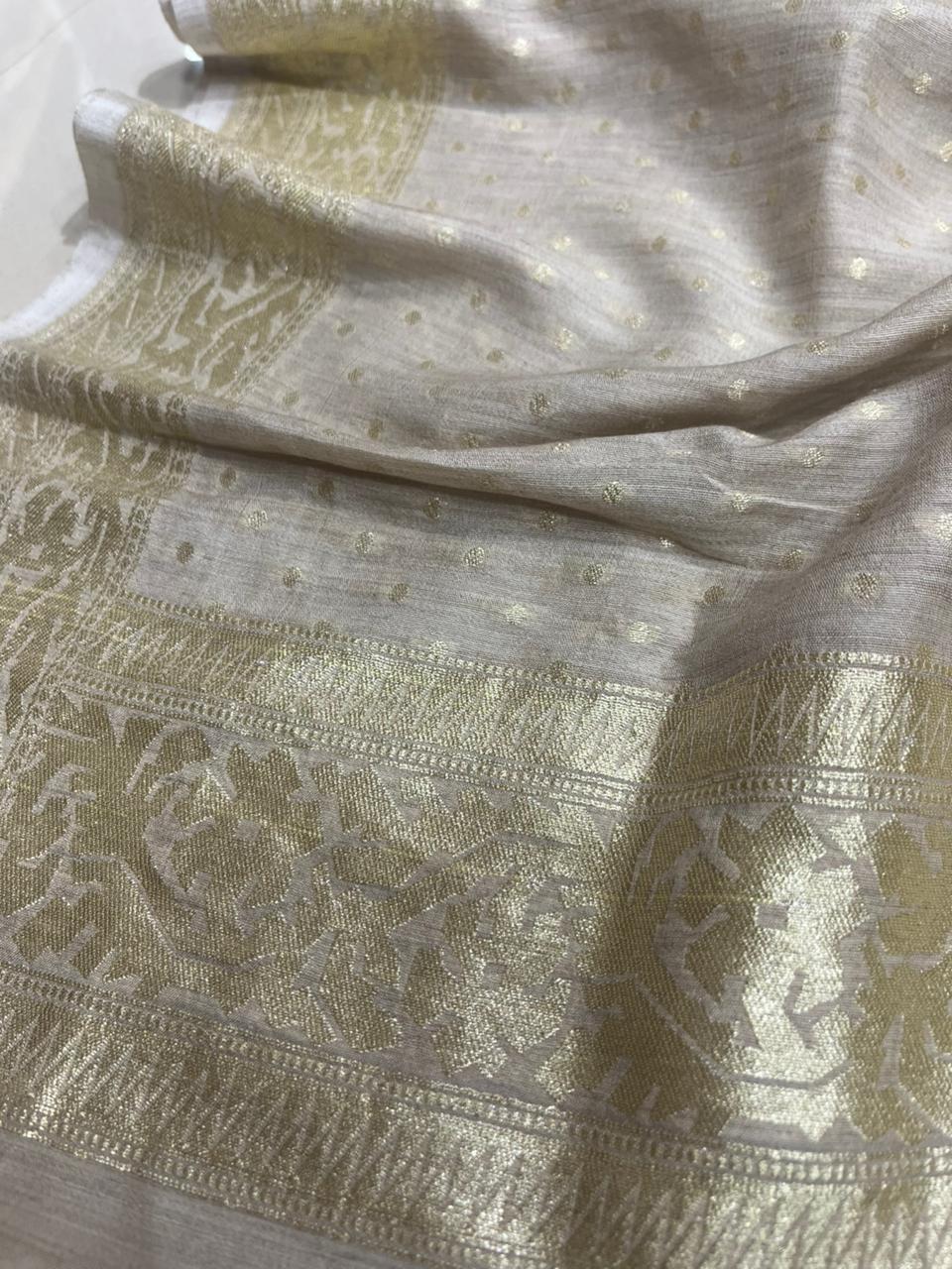 Dyeable Banarasi Handloom Pure Moonga Silk Dupatta - Luxurion World- Crafted Heirlooms