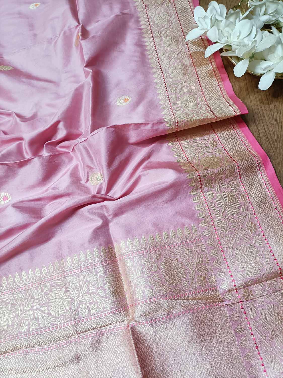 Handloom Banarasi Pure Katan Silk Dupatta in Pink - Luxurion World