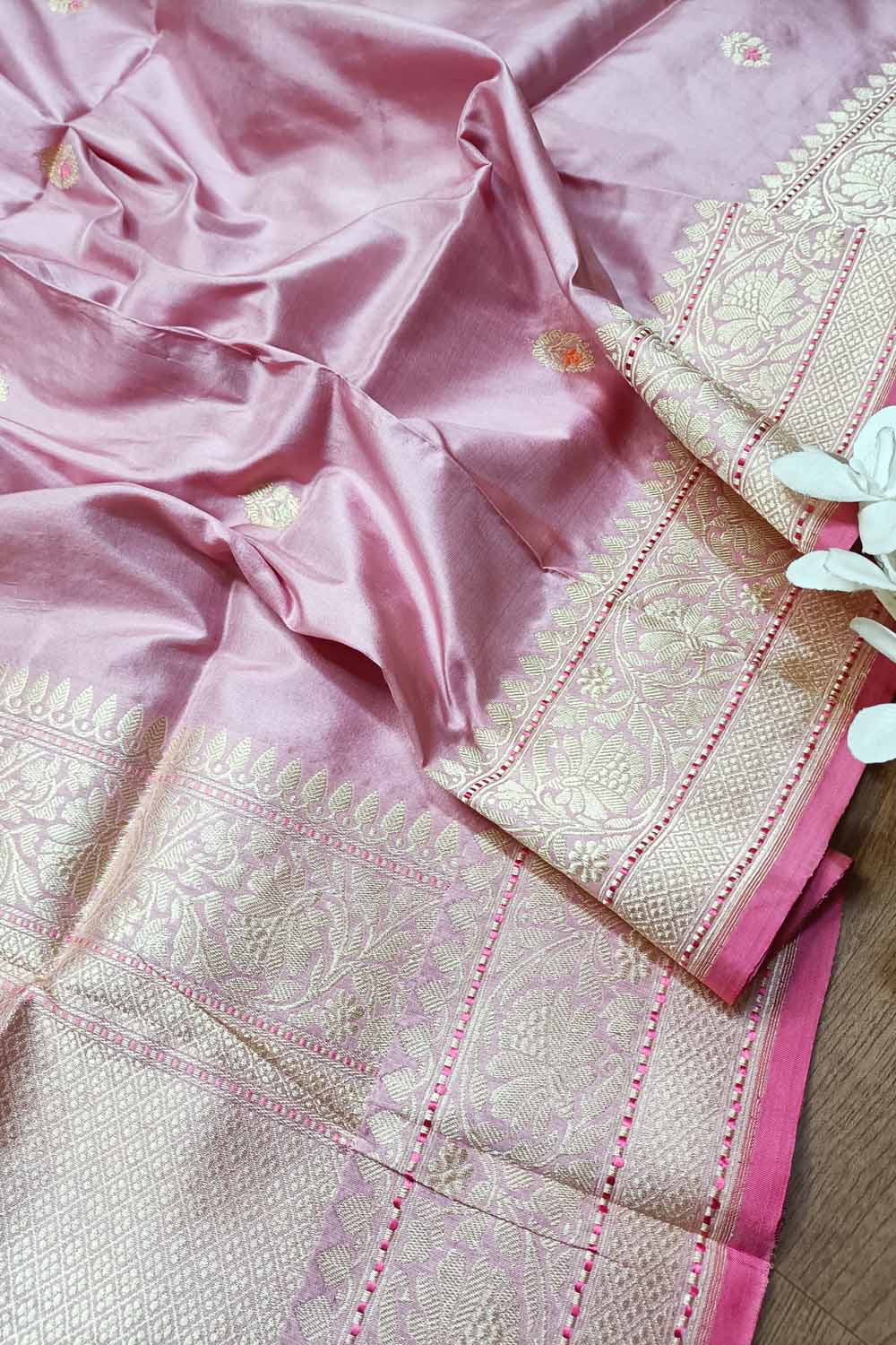 Handloom Banarasi Pure Katan Silk Dupatta in Pink - Luxurion World