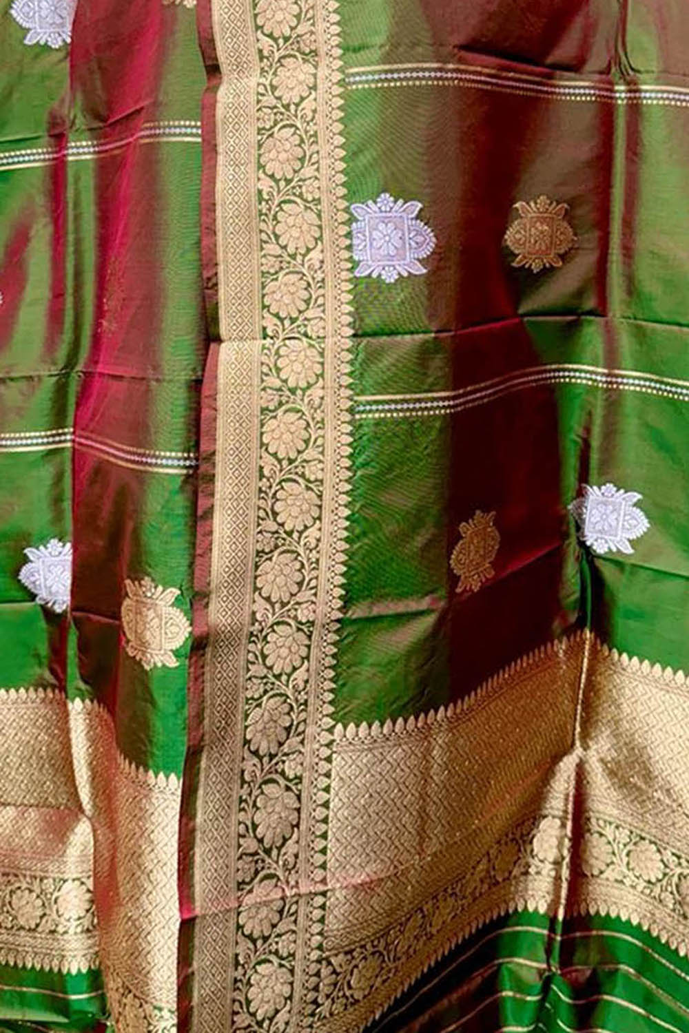 Green Banarasi Handloom Pure Katan Silk Dupatta - Luxurion World