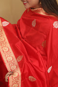 Red Banarasi Handloom Pure Katan Silk Dupatta - Luxurion World