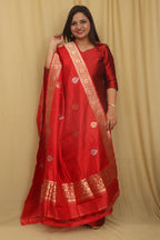 Red Banarasi Handloom Pure Katan Silk Dupatta - Luxurion World