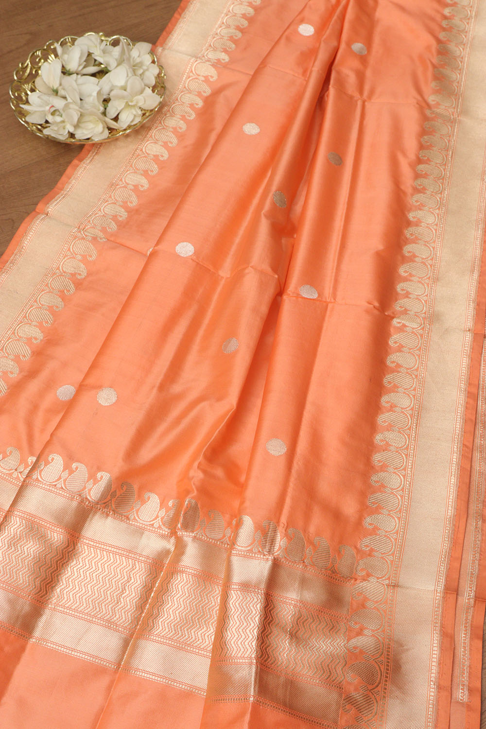 Elegant Peach Banarasi Handloom Pure Katan Silk Dupatta - Luxurion World- Crafted Heirlooms