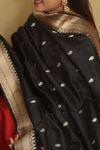 Exquisite Black Banarasi Handloom Pure Katan Silk Dupatta - Luxurion World- Crafted Heirlooms