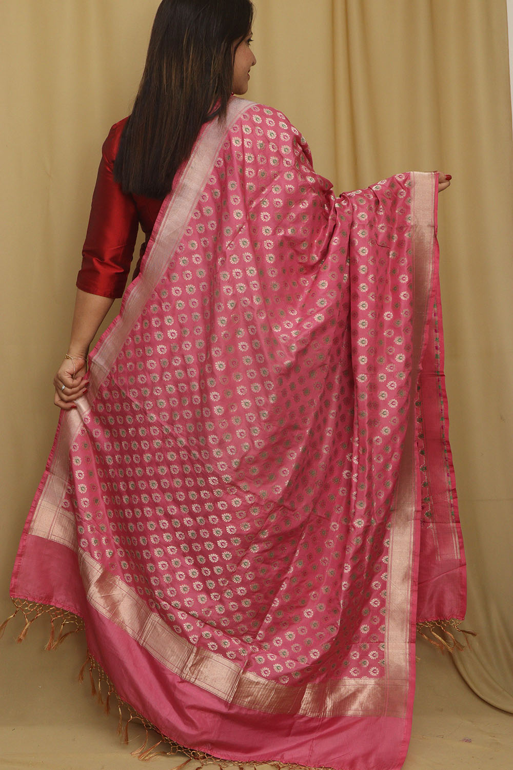 Pink Banarasi Handloom Pure Katan Silk Dupatta - Luxurion World- Crafted Heirlooms