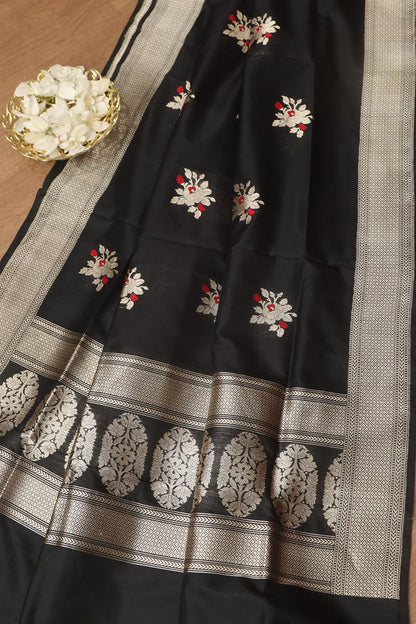 Exquisite Black Banarasi Handloom Pure Katan Silk Dupatta - Luxurion World