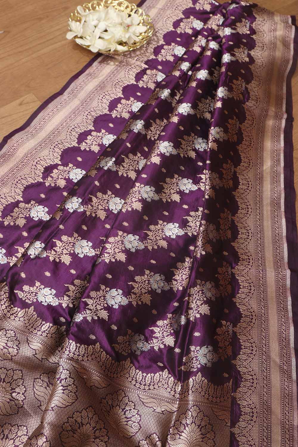 Exquisite Purple Banarasi Handloom Pure Katan Silk Dupatta - Luxurion World- Crafted Heirlooms