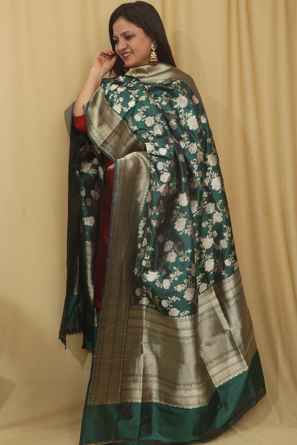 Green Banarasi Handloom Pure Katan Silk Dupatta - Luxurion World- Crafted Heirlooms
