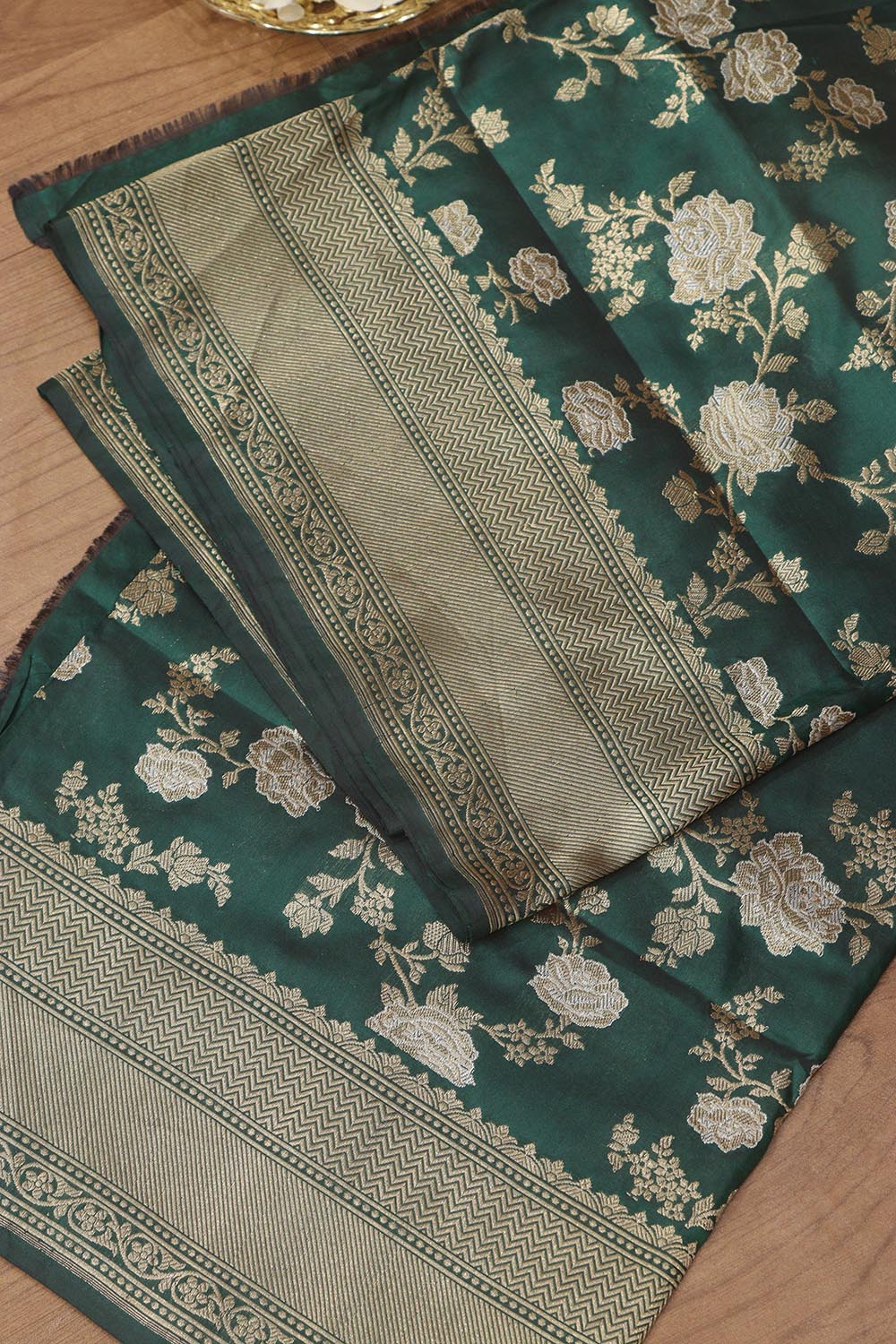 Green Banarasi Handloom Pure Katan Silk Dupatta - Luxurion World- Crafted Heirlooms
