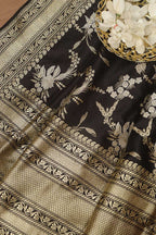 Exquisite Black Banarasi Handloom Pure Katan Silk Dupatta - Luxurion World