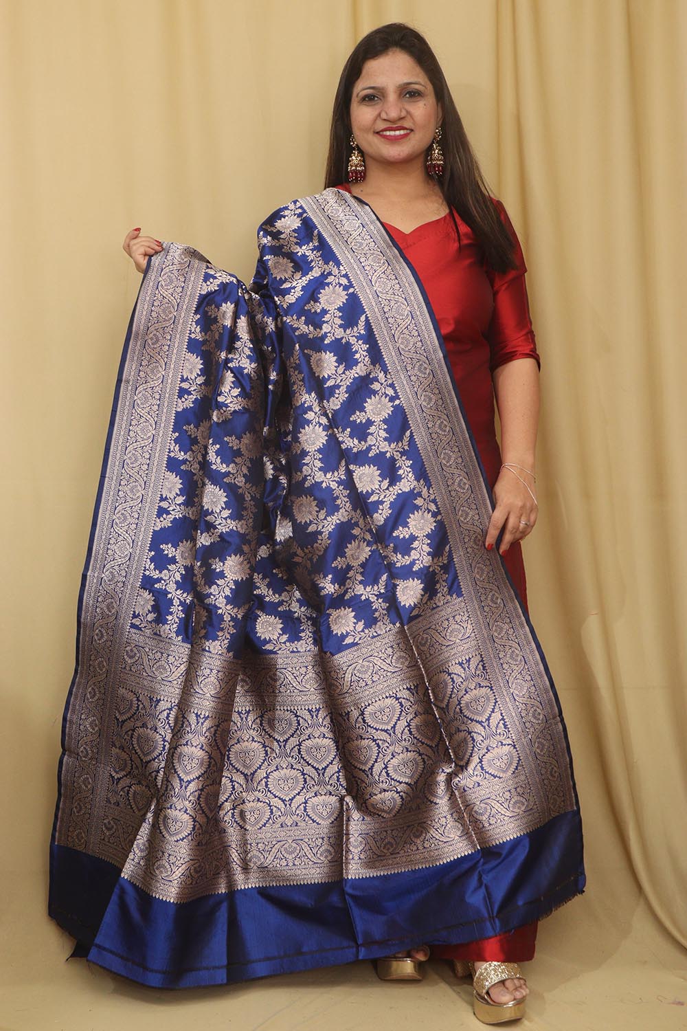 Exquisite Blue Banarasi Handloom Pure Katan Silk Dupatta - Luxurion World- Crafted Heirlooms