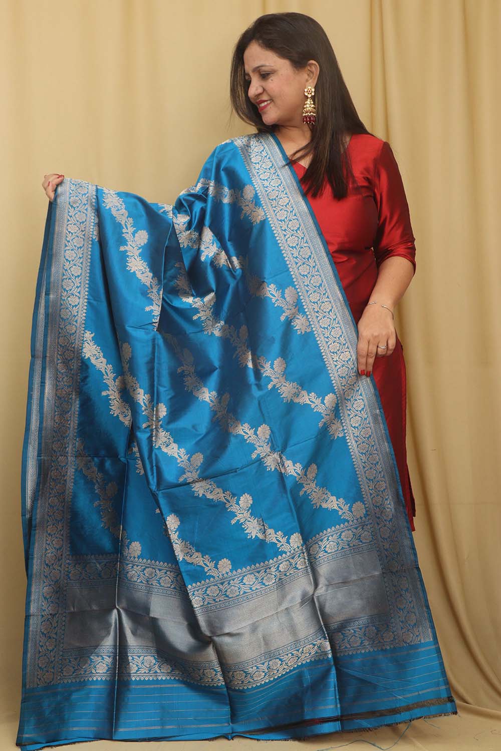 Exquisite Blue Banarasi Handloom Pure Katan Silk Dupatta - Luxurion World- Crafted Heirlooms