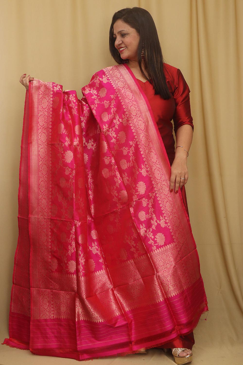Exquisite Pink Banarasi Handloom Pure Katan Silk Dupatta - Luxurion World