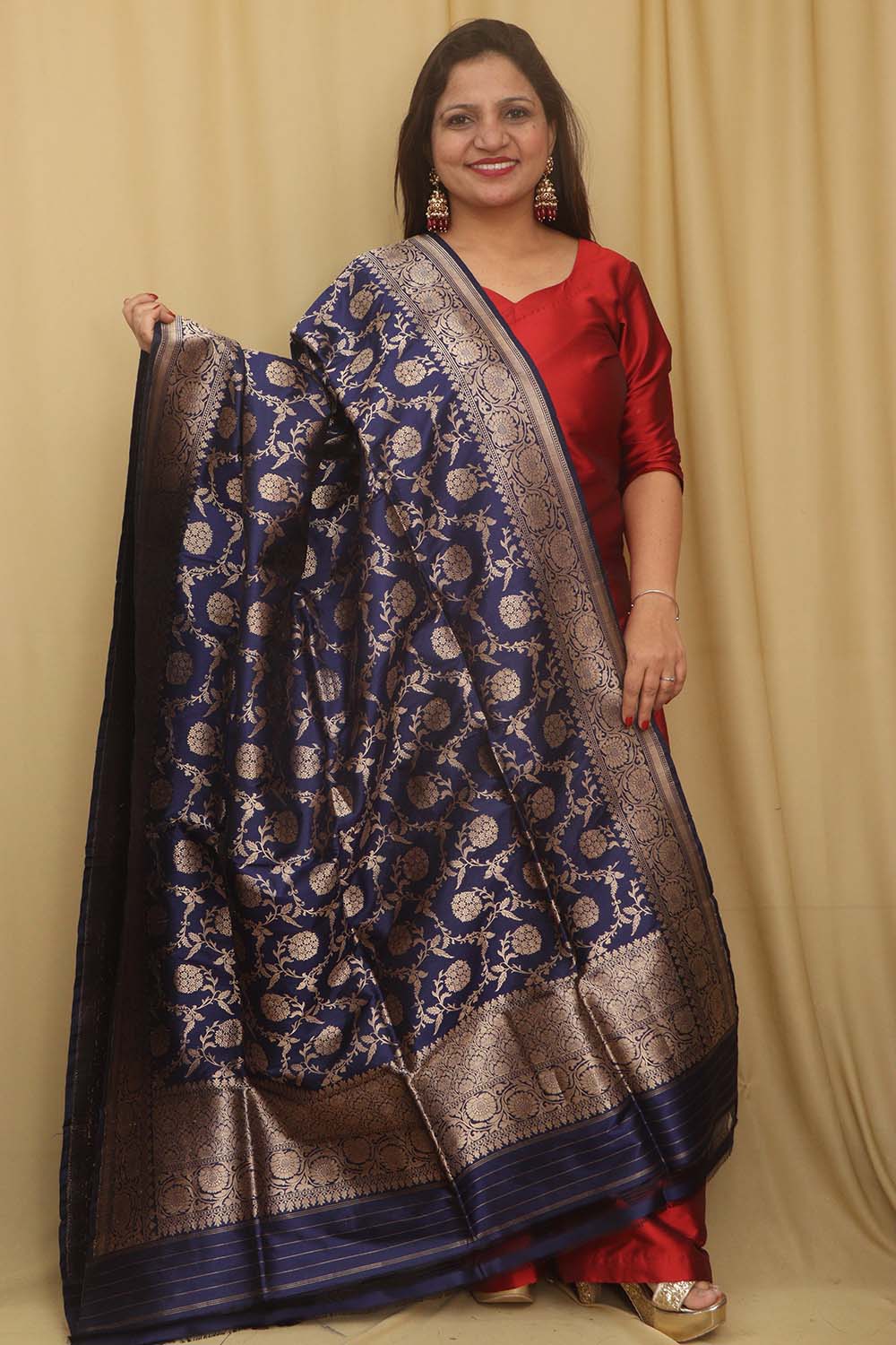 Exquisite Blue Banarasi Handloom Pure Katan Silk Dupatta - Luxurion World- Crafted Heirlooms